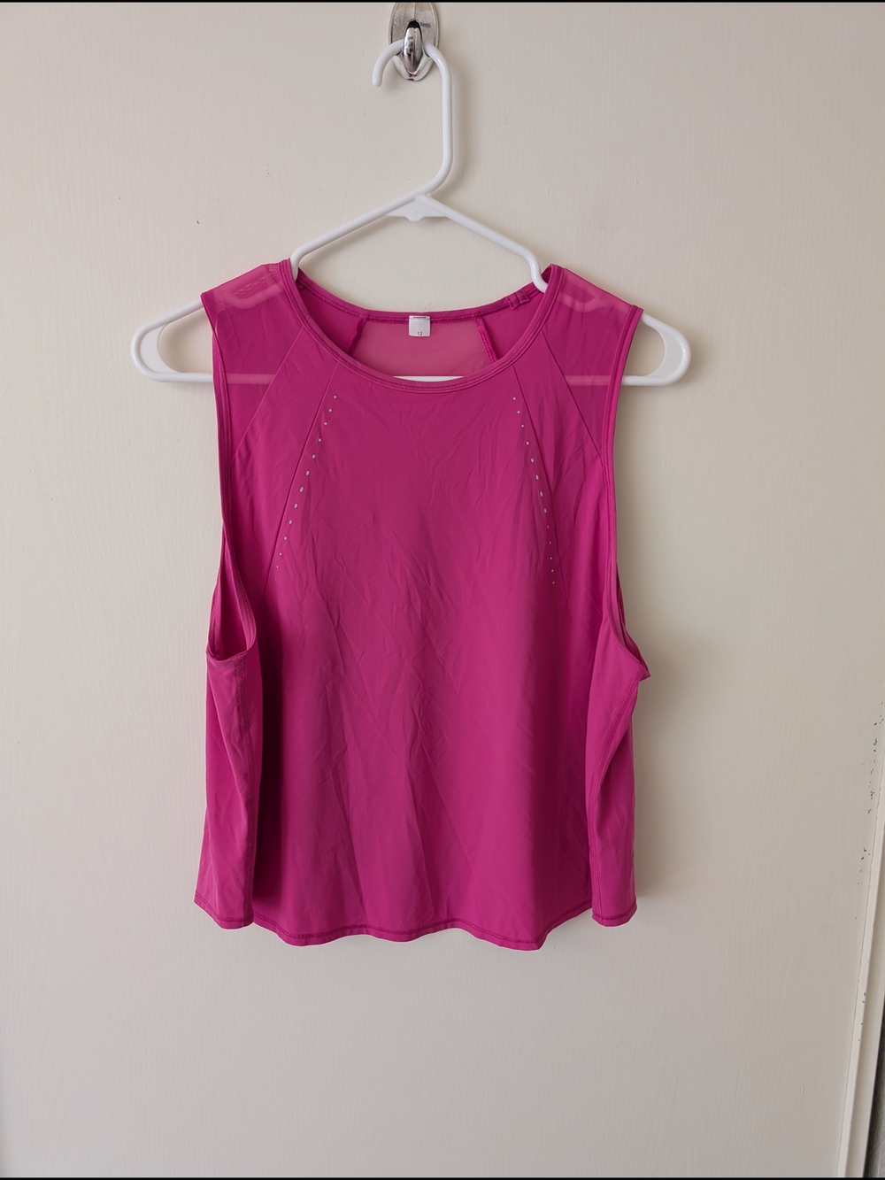 lululemon athletics Womens 12 Sculpt Cropped Tank Top Sonic Pink Activewear